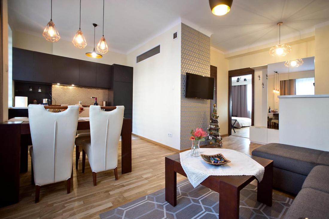 P&O Serviced Apartments Metro Mokotow Varsóvia Exterior foto