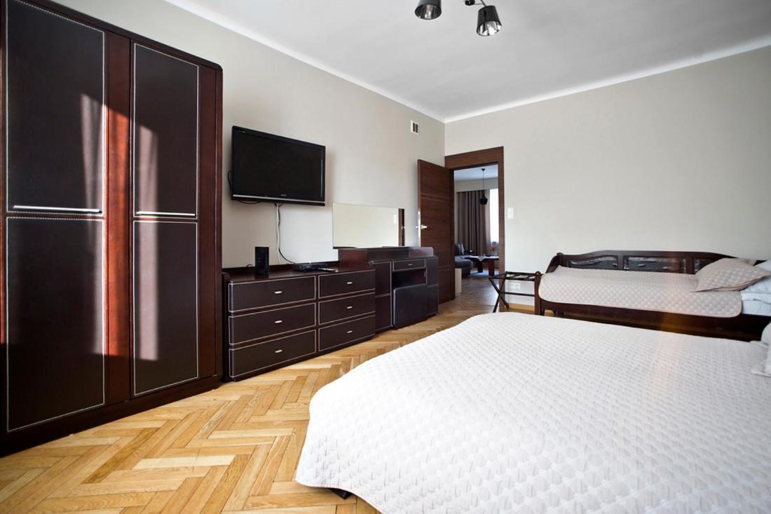 P&O Serviced Apartments Metro Mokotow Varsóvia Exterior foto